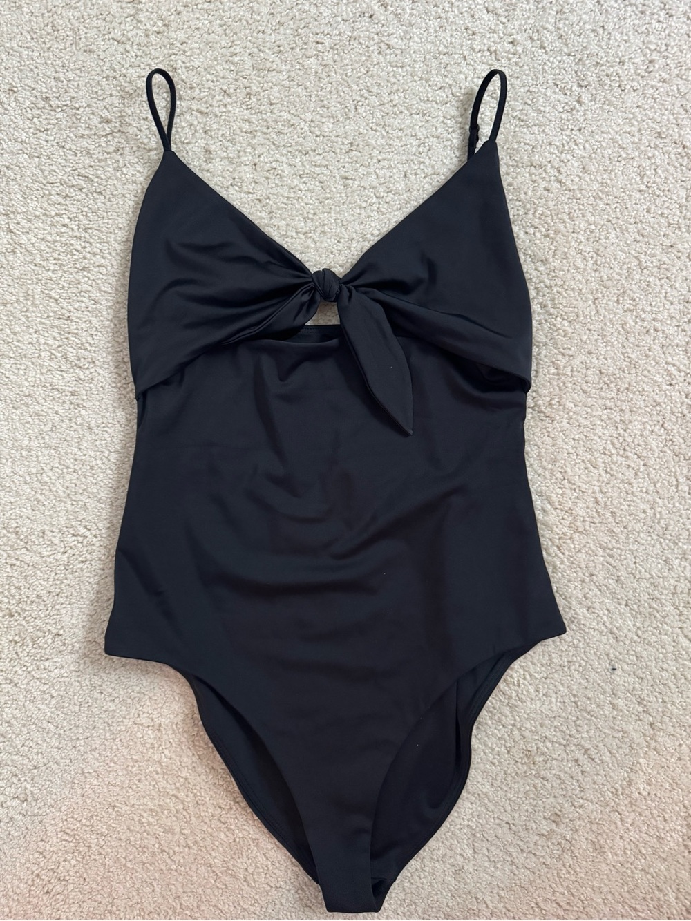 Aritzia (Wilfred) - Black Tie-Front Bodysuit